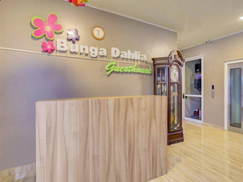 Hotel O Gambir Near Juanda Station Formerly Bunga Dahlia Jakarta Exterior photo